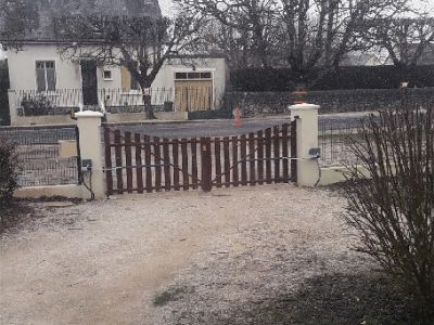 Restauration de portail LA CHAUSSEE SAINT VICTOR